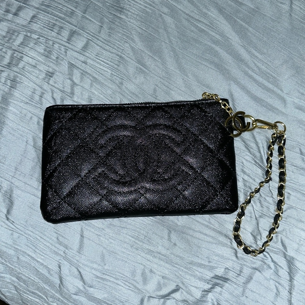 CLUTCH PURSE